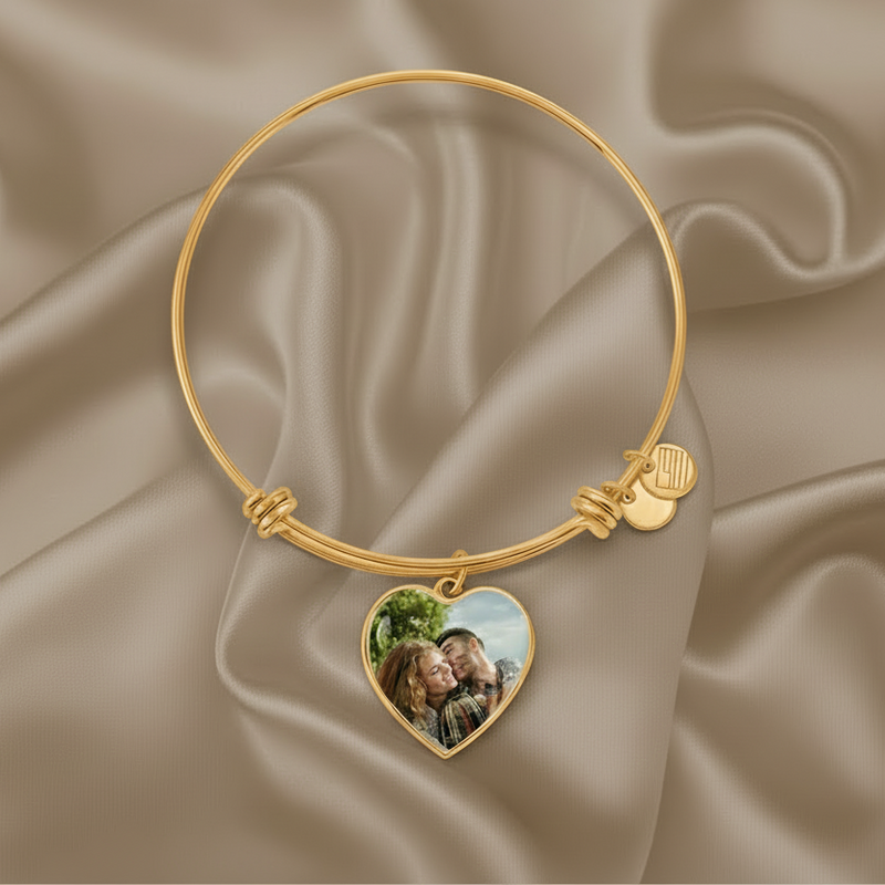 Luxury Heart Bangle
